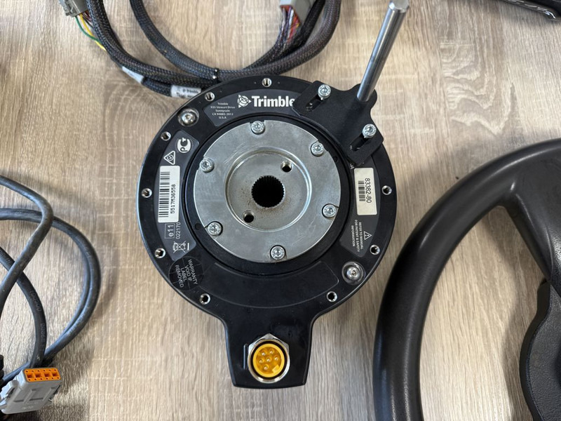 Spare parts for Truck Trimble GFX-750 / New Holland FM-750 GPS: picture 7