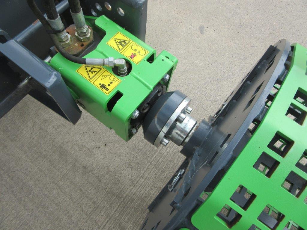 AVANT MULTI FUNCTION DRIVE UNIT & SCREENING DRUM - Compact loader: picture 5 AVANT MULTI FUNCTION DRIVE UNIT & SCREENING DRUM - Compact loader: picture 5