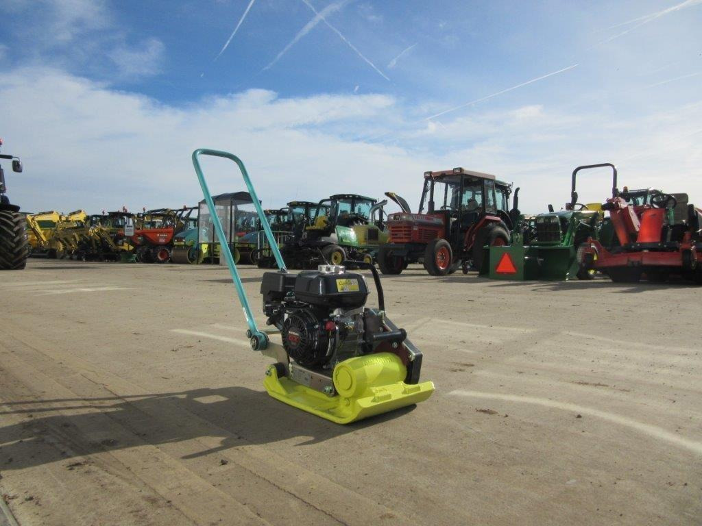 Ammann APF 1033 - Plate compactor: picture 1 Ammann APF 1033 - Plate compactor: picture 1