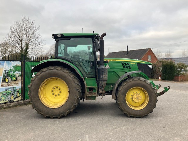 John Deere 6145R - Farm tractor: picture 3 John Deere 6145R - Farm tractor: picture 3