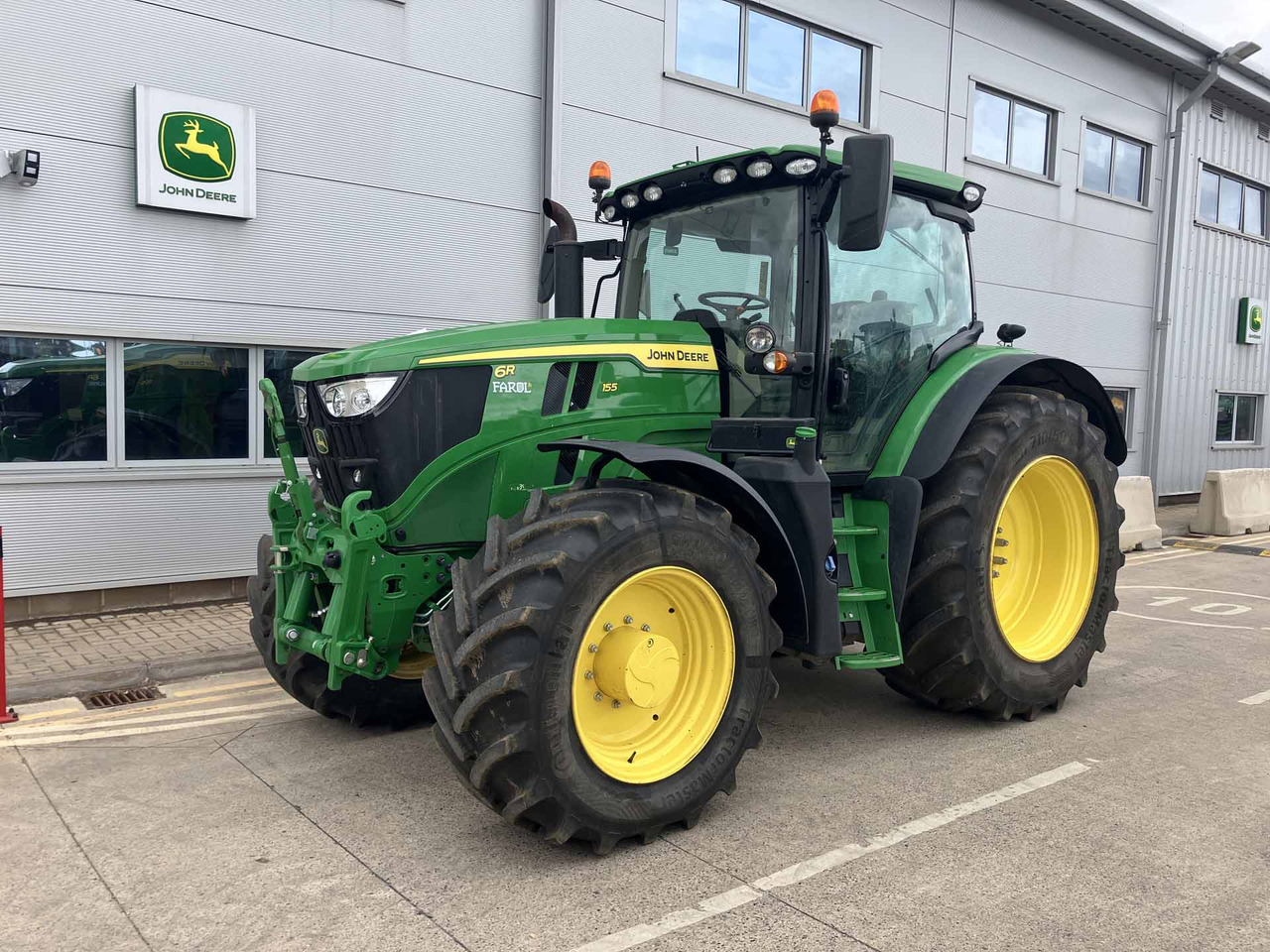 John Deere 6R 155 - Farm tractor: picture 1 John Deere 6R 155 - Farm tractor: picture 1