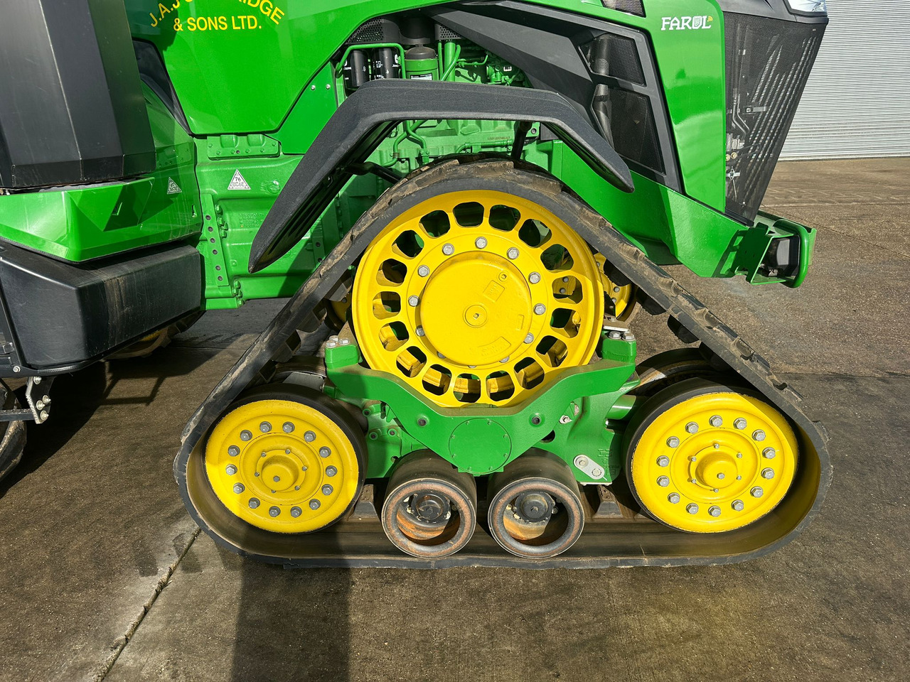 John Deere 8RX 410 - Farm tractor: picture 5 John Deere 8RX 410 - Farm tractor: picture 5