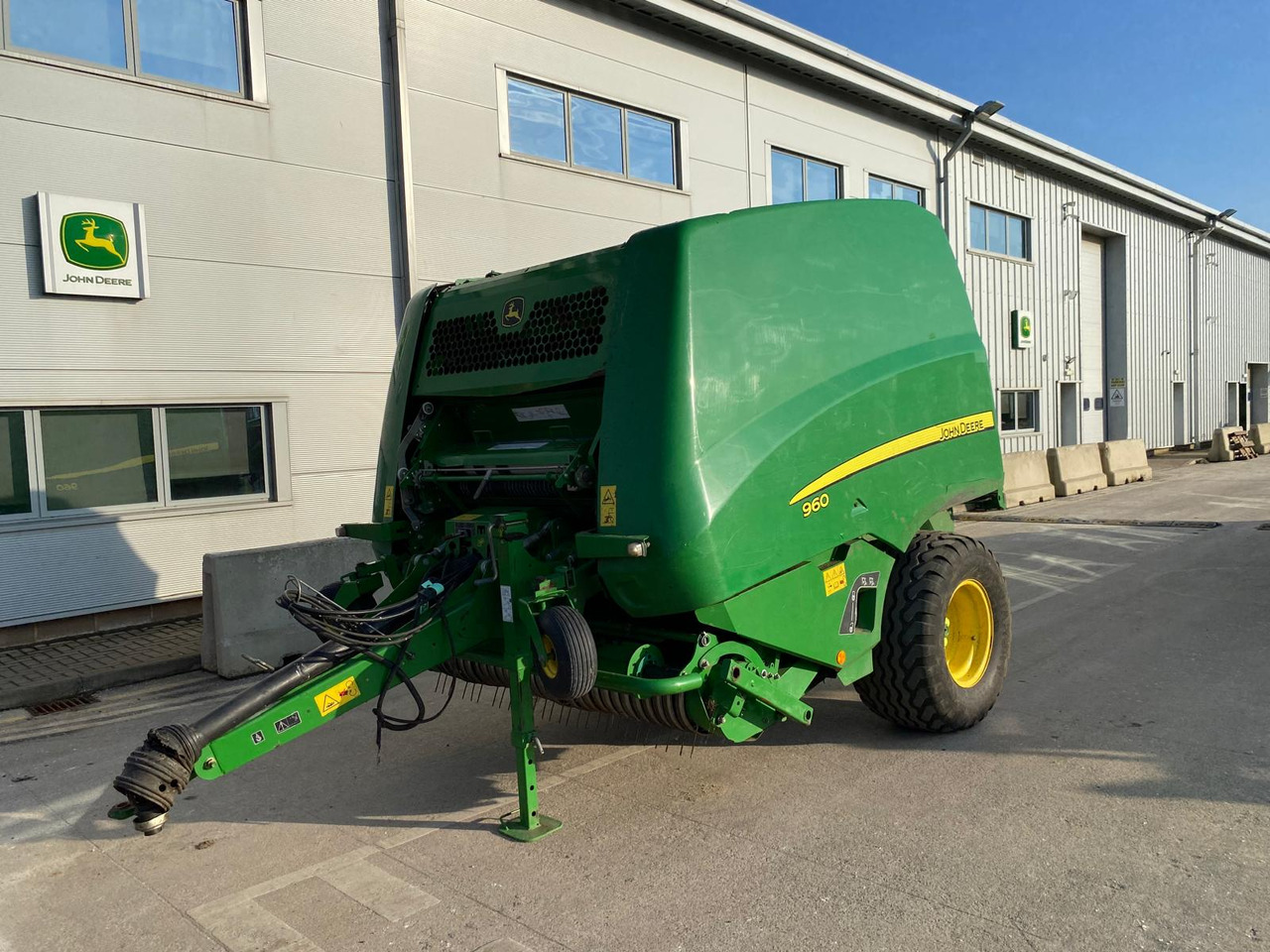 John Deere 960 - Hay and forage equipment: picture 3 John Deere 960 - Hay and forage equipment: picture 3