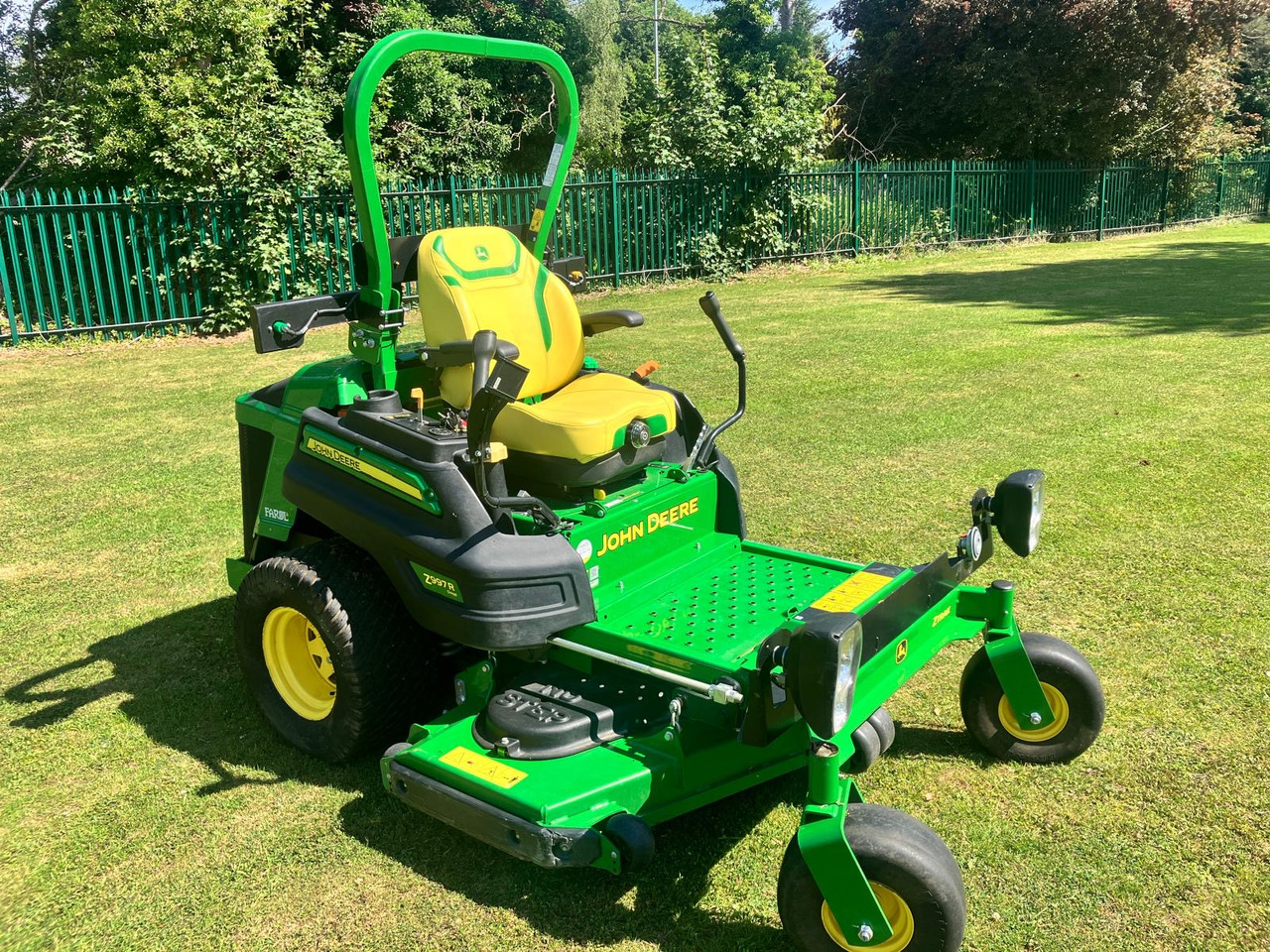 John Deere Z997R Z-Turn Mower - Lawn mower: picture 4 John Deere Z997R Z-Turn Mower - Lawn mower: picture 4