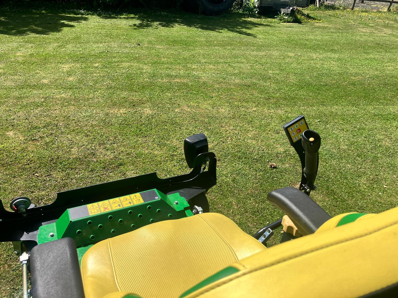 John Deere Z997R Z-Turn Mower - Lawn mower: picture 5 John Deere Z997R Z-Turn Mower - Lawn mower: picture 5