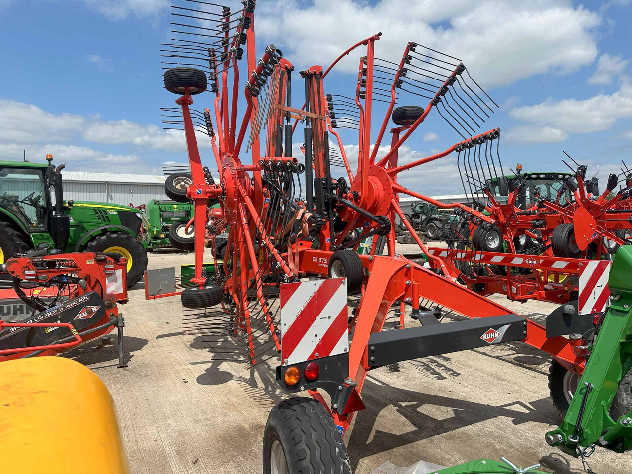 Kuhn GA8731 - Hay and forage equipment: picture 4 Kuhn GA8731 - Hay and forage equipment: picture 4