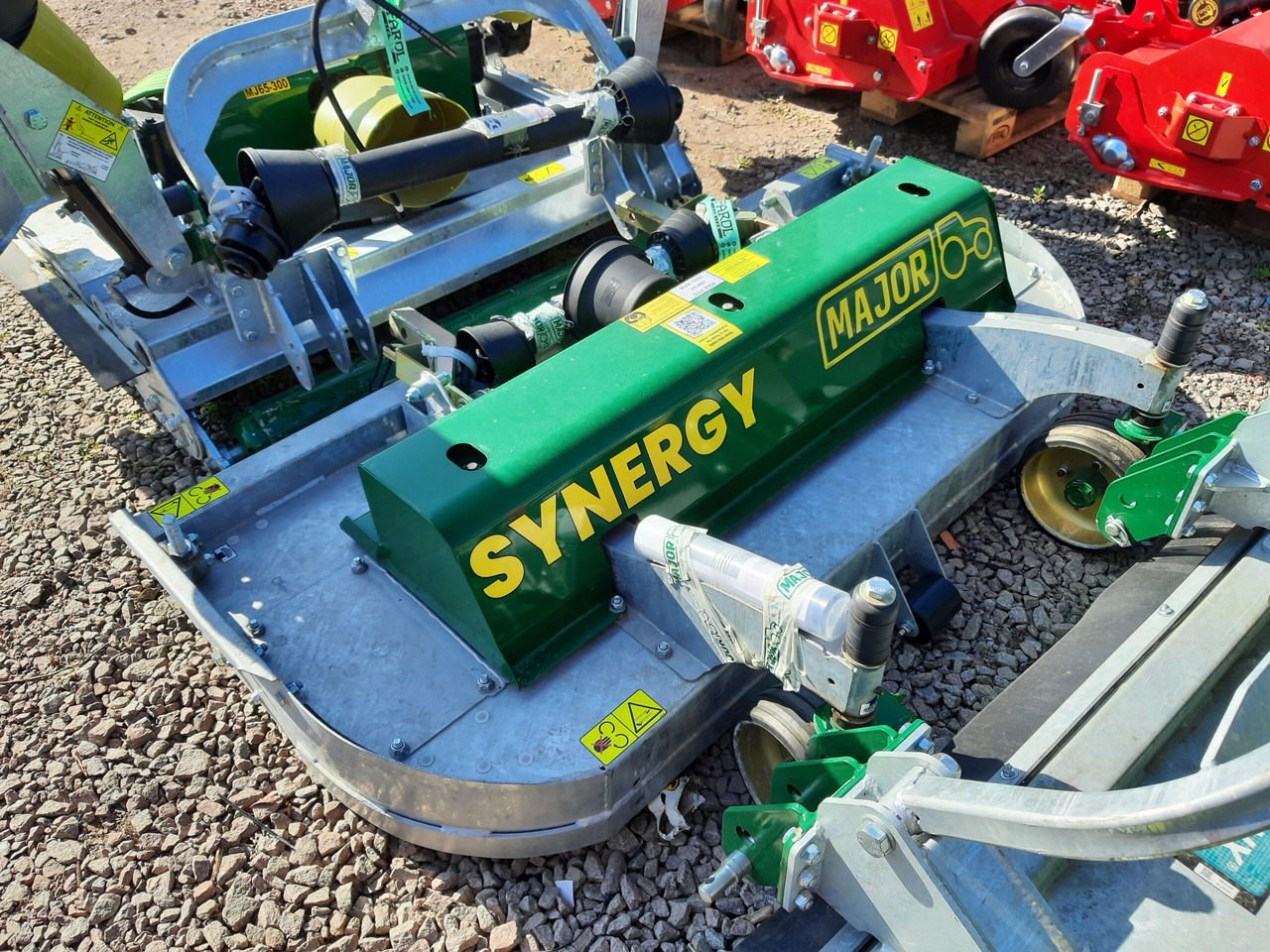 Major Synergy MJ62-170 JD deck - Flail mower/ Mulcher: picture 1 Major Synergy MJ62-170 JD deck - Flail mower/ Mulcher: picture 1