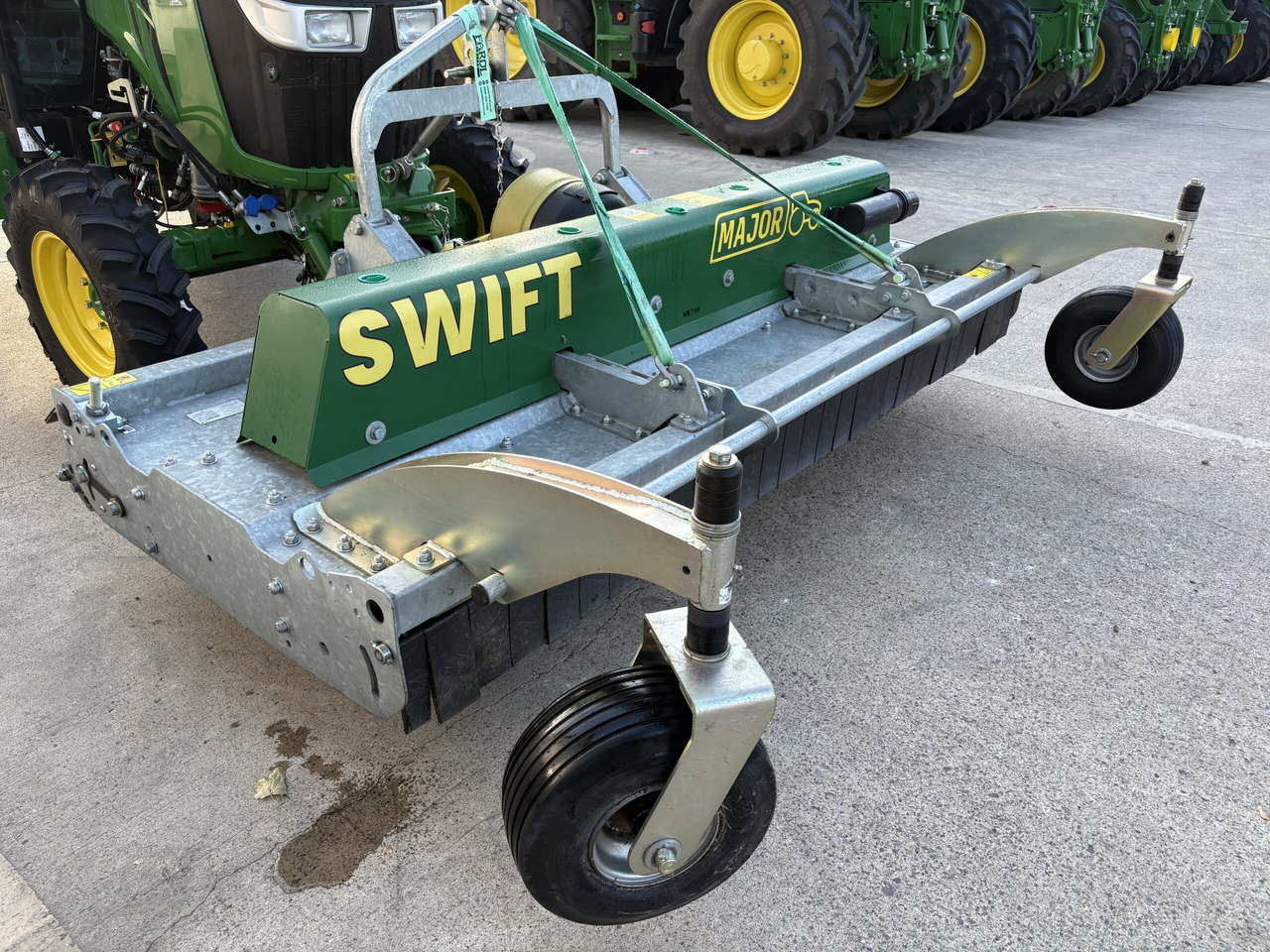 Major front Mounted Roller Mower MJ71-240F - Lawn mower: picture 5 Major front Mounted Roller Mower MJ71-240F - Lawn mower: picture 5