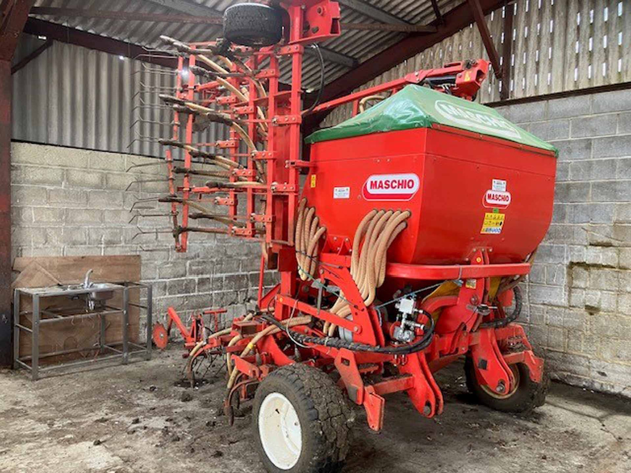Maschio Primavera 6mtr Drill - Sowing and planting equipment: picture 4 Maschio Primavera 6mtr Drill - Sowing and planting equipment: picture 4