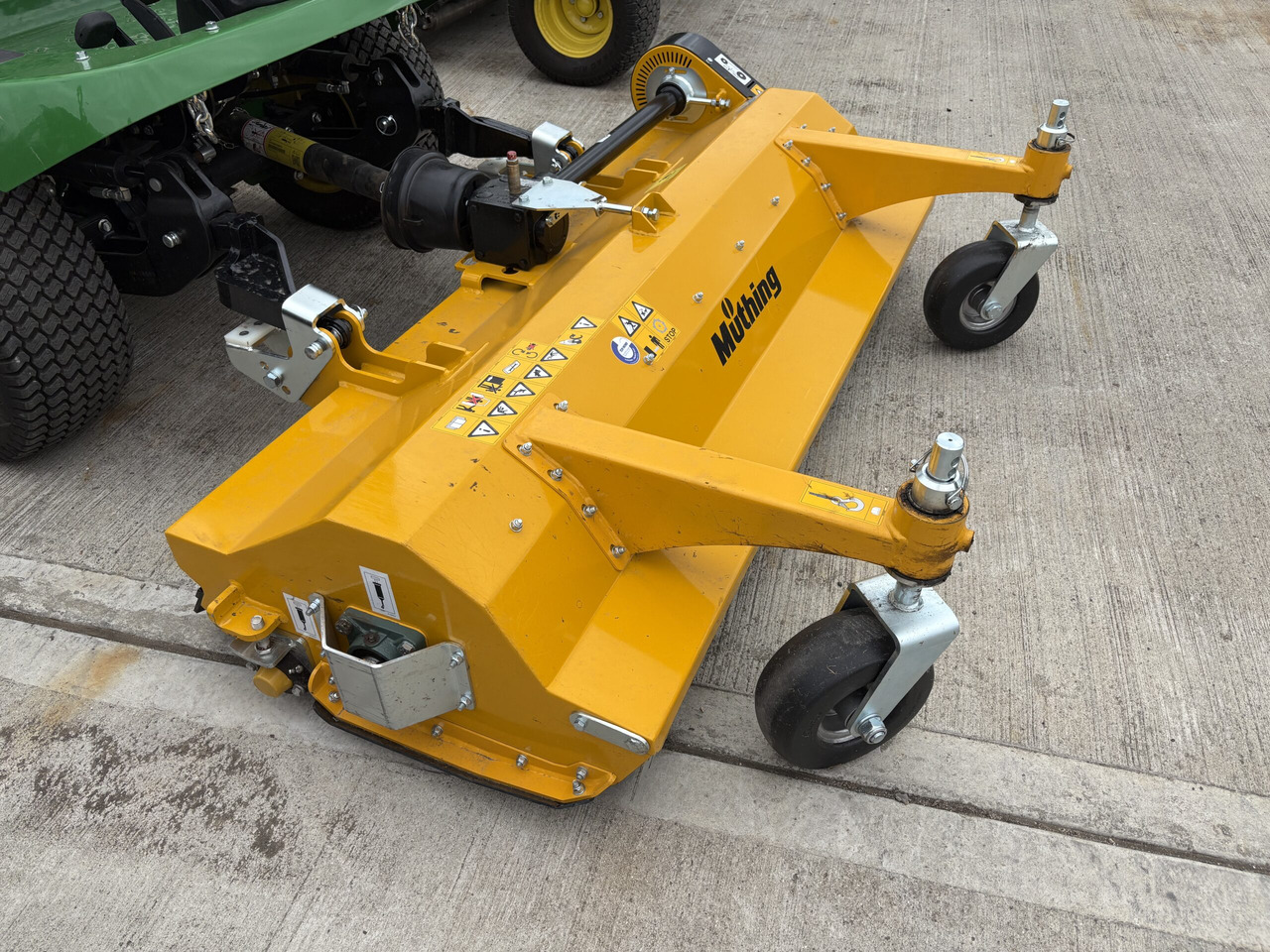 Muthing MU-FM160 JD Outfront Flail Mower - Lawn mower: picture 2 Muthing MU-FM160 JD Outfront Flail Mower - Lawn mower: picture 2