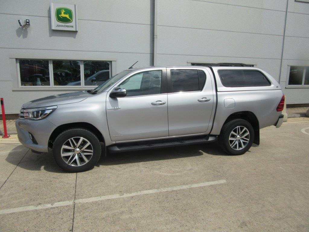 TOYOTA HILUX INVINCIBLE - Pickup truck: picture 3 TOYOTA HILUX INVINCIBLE - Pickup truck: picture 3