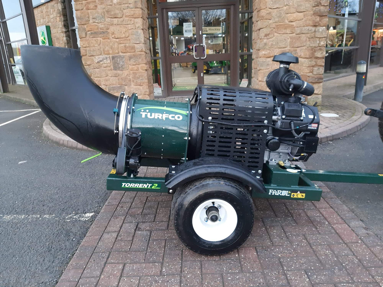 Turfco Torrent II blower - Garden equipment: picture 1 Turfco Torrent II blower - Garden equipment: picture 1