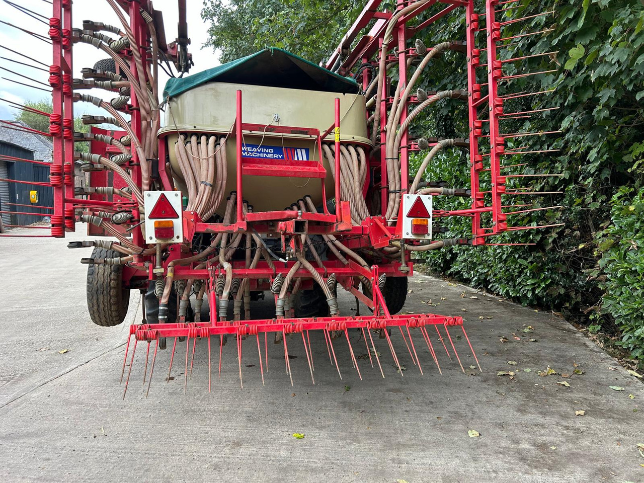 Weaving 6mt Tine Drill - Sowing and planting equipment: picture 2 Weaving 6mt Tine Drill - Sowing and planting equipment: picture 2