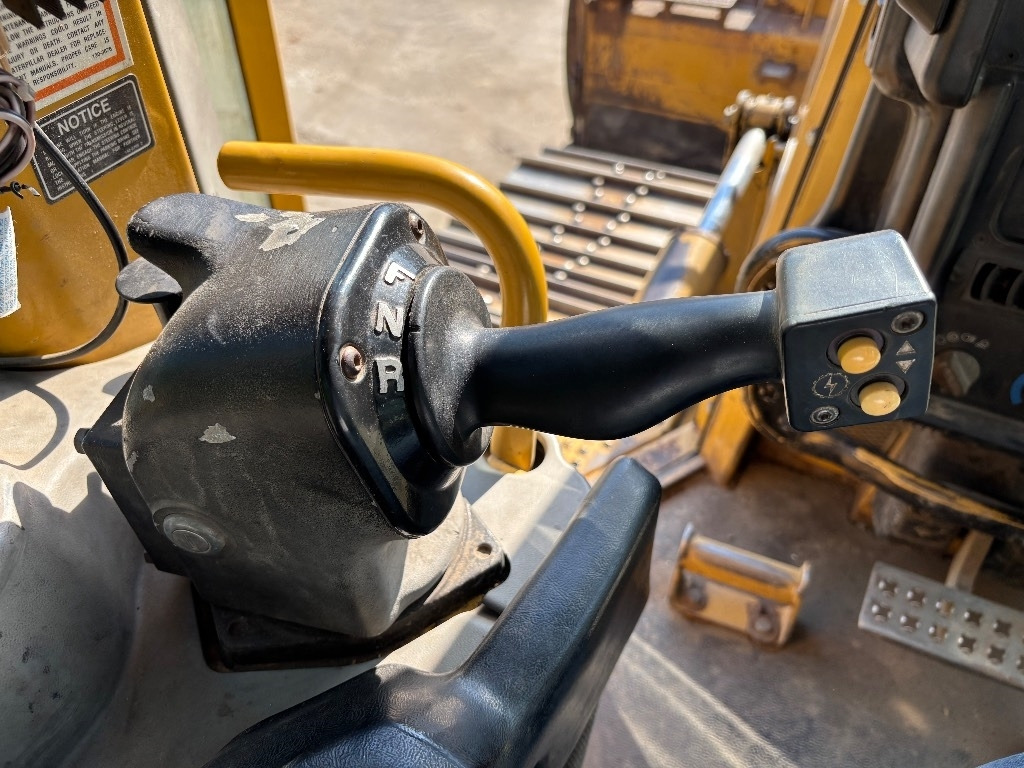 Bulldozer CAT D 6 N LGP: picture 17