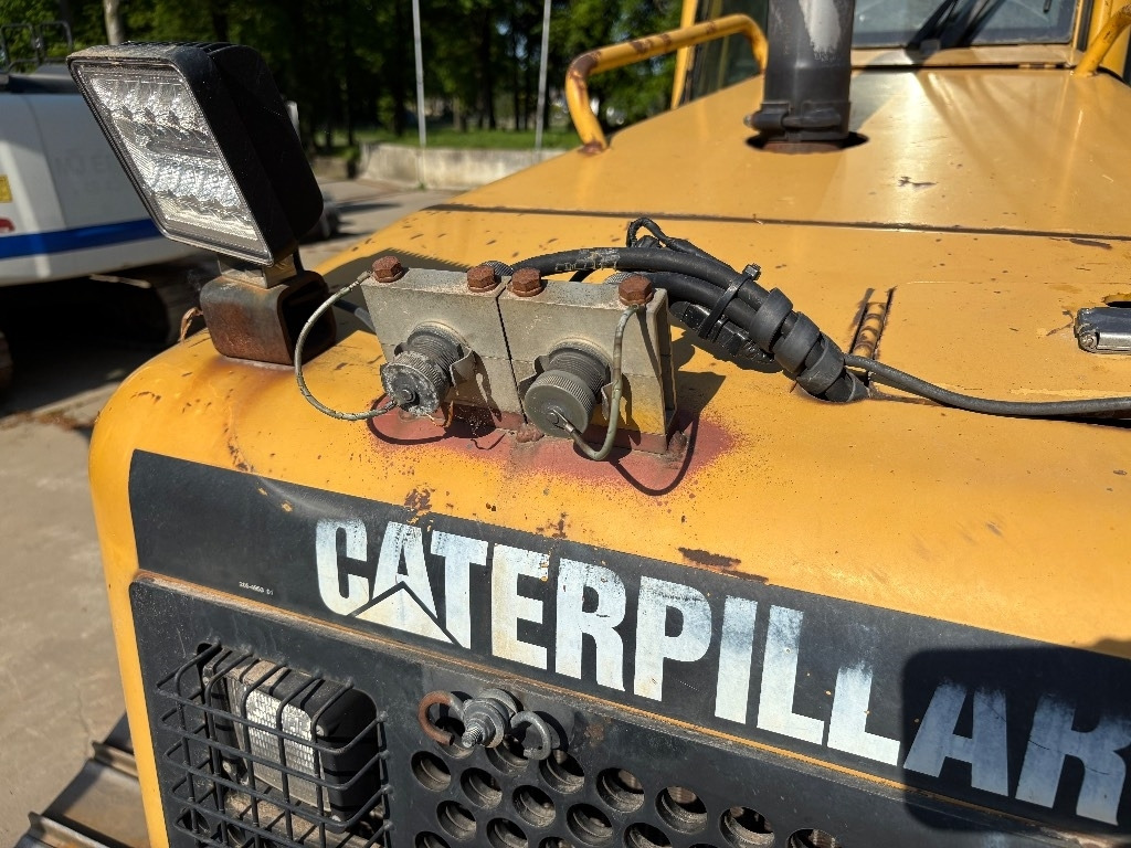 Bulldozer CAT D 6 N LGP: picture 14