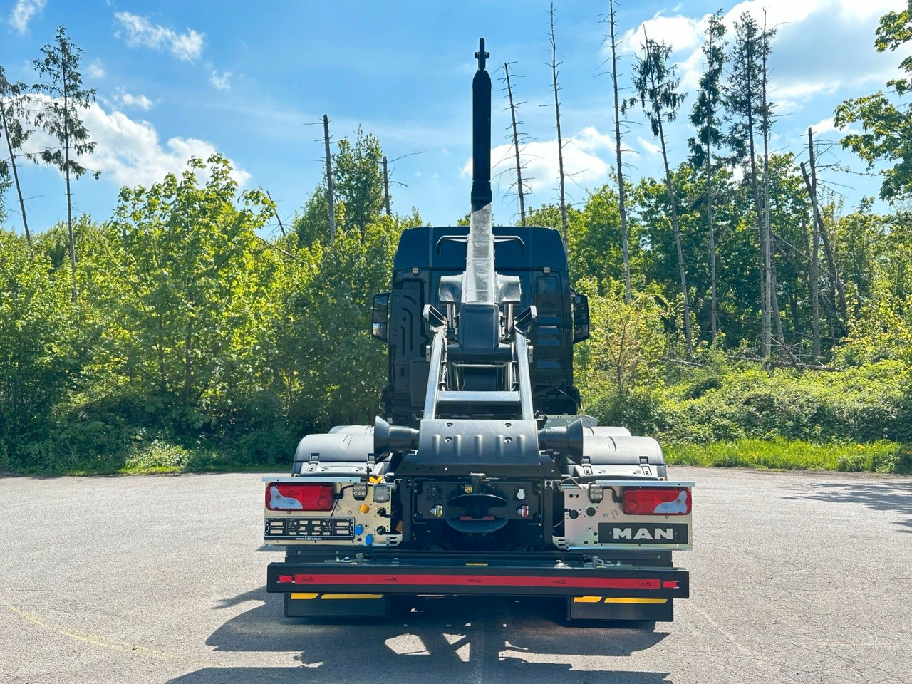 MAN TGS 33.520 6X4 Euro6e Abrollkipper MULTILIFT - Hook lift truck, Crane truck: picture 5 MAN TGS 33.520 6X4 Euro6e Abrollkipper MULTILIFT - Hook lift truck, Crane truck: picture 5