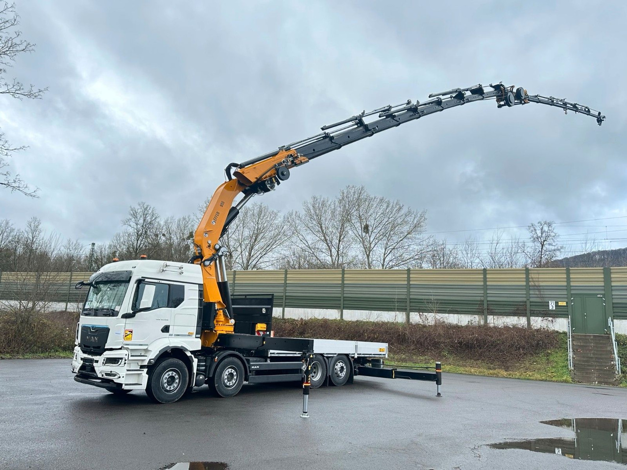 MAN TGS 35.520 8X2 Hiab EFFER 955-8s +Jib 6s - Crane truck: picture 1 MAN TGS 35.520 8X2 Hiab EFFER 955-8s +Jib 6s - Crane truck: picture 1