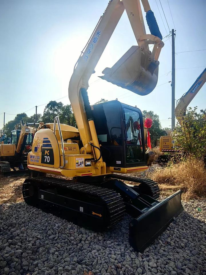 KOMATSU PC 70-8 - Crawler excavator: picture 2 KOMATSU PC 70-8 - Crawler excavator: picture 2