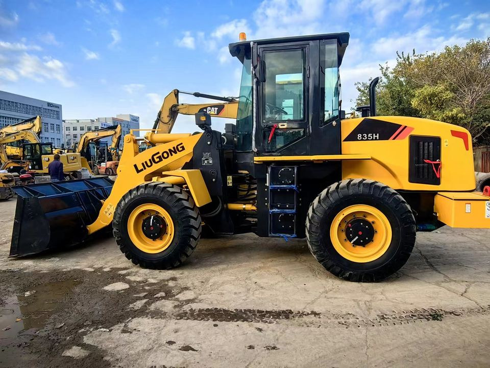 Liu Gong 3 Ton Shovel Loader Wheel Loader 835H CLG835H - Wheel loader: picture 2 Liu Gong 3 Ton Shovel Loader Wheel Loader 835H CLG835H - Wheel loader: picture 2