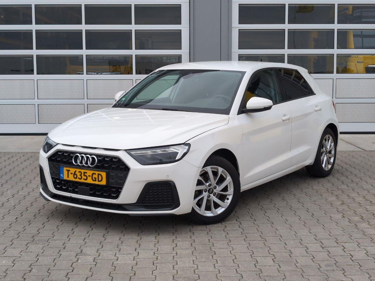 Hatchback Audi A1 Sportback 30 TFSI S edition | 2021 | 82.211 km | Automaat | T635GD | NAP: Geen oordeel: picture 1