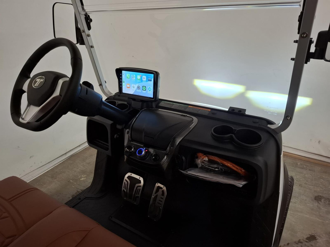 BSN TARA Elektrische 2-zits Golfcar 2025 - Golf cart: picture 5 BSN TARA Elektrische 2-zits Golfcar 2025 - Golf cart: picture 5