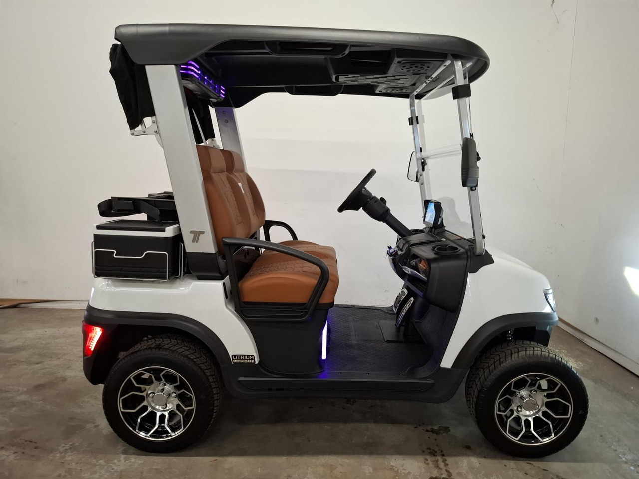BSN TARA Elektrische 2-zits Golfcar 2025 - Golf cart: picture 4 BSN TARA Elektrische 2-zits Golfcar 2025 - Golf cart: picture 4
