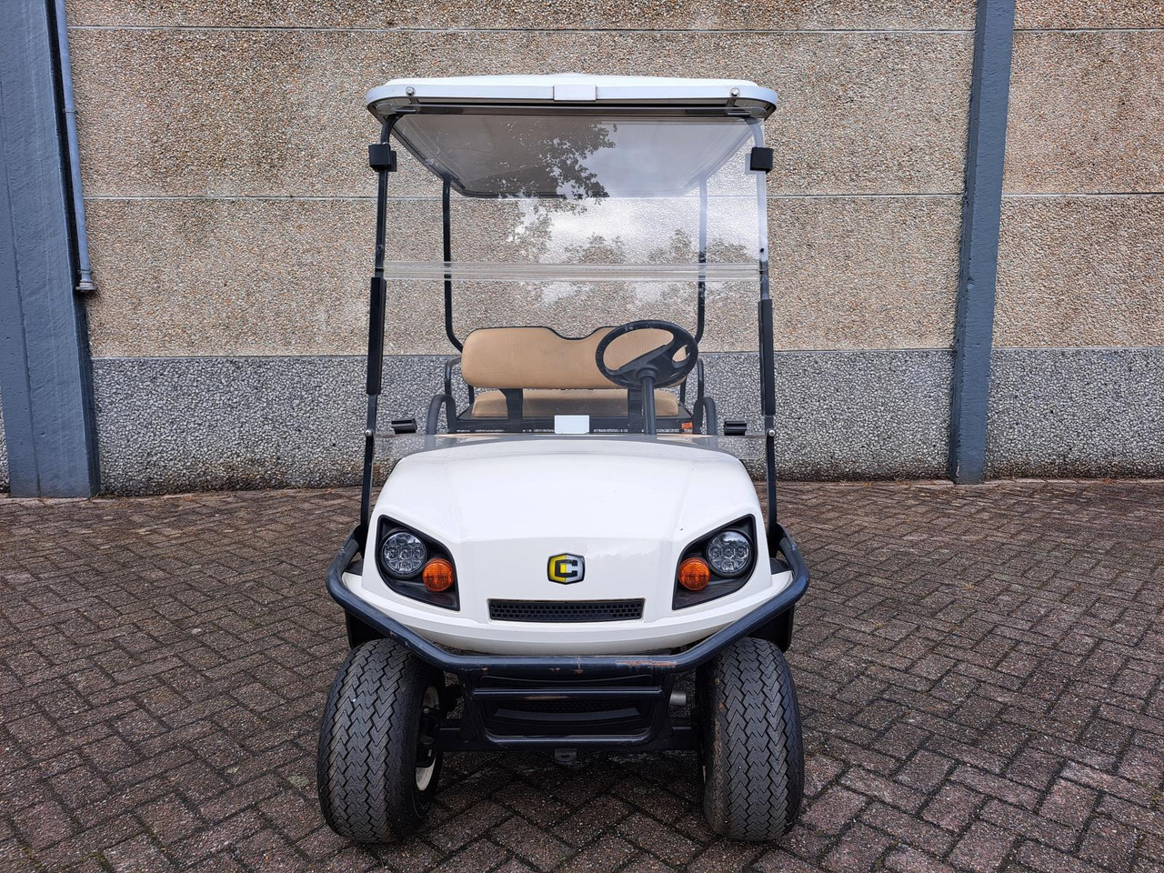 Cushman 2+2 Benzine Golfkar (3) - Golf cart: picture 2 Cushman 2+2 Benzine Golfkar (3) - Golf cart: picture 2