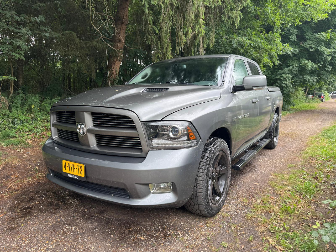 Dodge Ram 1500 5.7 V8 4X4 Crew Cab 5'7 Sport LPG 2012 248.406 km 4-VVH-73 - Pickup truck: picture 1 Dodge Ram 1500 5.7 V8 4X4 Crew Cab 5'7 Sport LPG 2012 248.406 km 4-VVH-73 - Pickup truck: picture 1