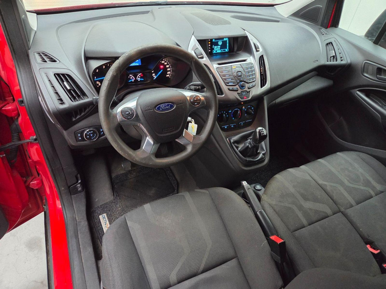 Ford Transit Connect 1.6 TDCI L1 Trend | 2014 | 141.974 km | VLP09D | NAP: Geen oordeel - Small van: picture 5 Ford Transit Connect 1.6 TDCI L1 Trend | 2014 | 141.974 km | VLP09D | NAP: Geen oordeel - Small van: picture 5