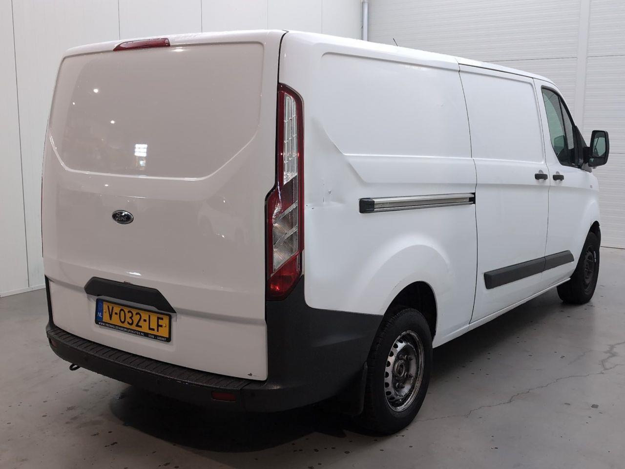 Ford Transit Custom 290 2.0 TDCI L2H1 Trend | 2018 | 230.190 km | V032LF | NAP: Logisch - Panel van: picture 4 Ford Transit Custom 290 2.0 TDCI L2H1 Trend | 2018 | 230.190 km | V032LF | NAP: Logisch - Panel van: picture 4