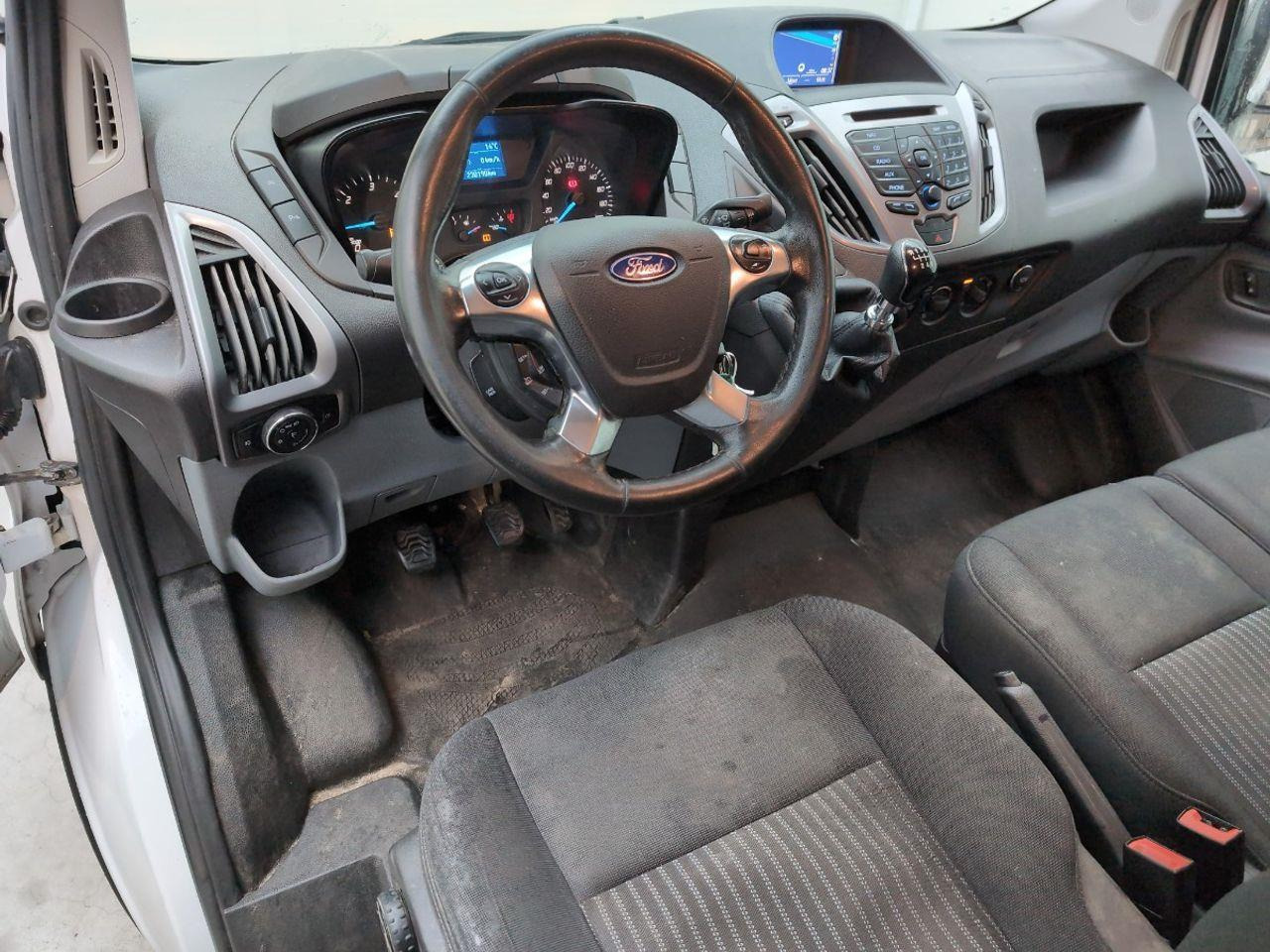 Ford Transit Custom 290 2.0 TDCI L2H1 Trend | 2018 | 230.190 km | V032LF | NAP: Logisch - Panel van: picture 5 Ford Transit Custom 290 2.0 TDCI L2H1 Trend | 2018 | 230.190 km | V032LF | NAP: Logisch - Panel van: picture 5