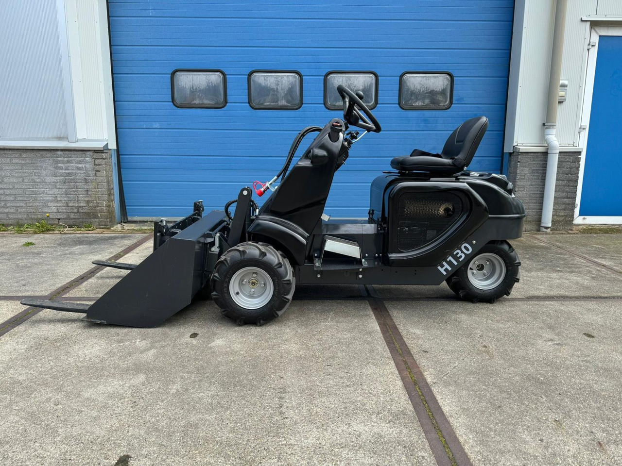 Heracles H130 Mini Shovel Nieuw - Garage equipment: picture 2 Heracles H130 Mini Shovel Nieuw - Garage equipment: picture 2