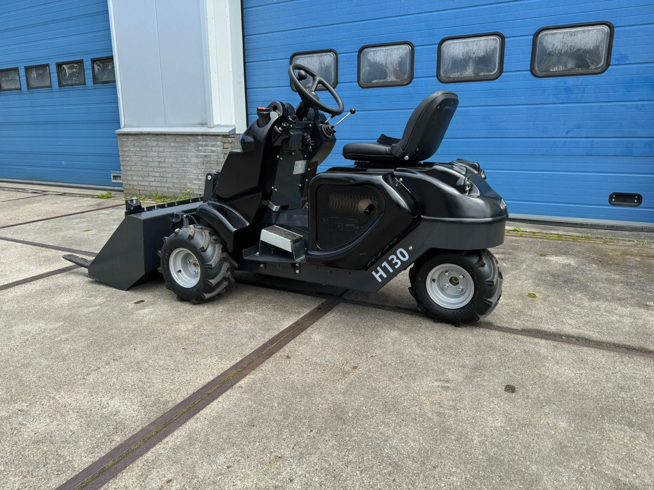 Heracles H130 Mini Shovel Nieuw - Garage equipment: picture 3 Heracles H130 Mini Shovel Nieuw - Garage equipment: picture 3