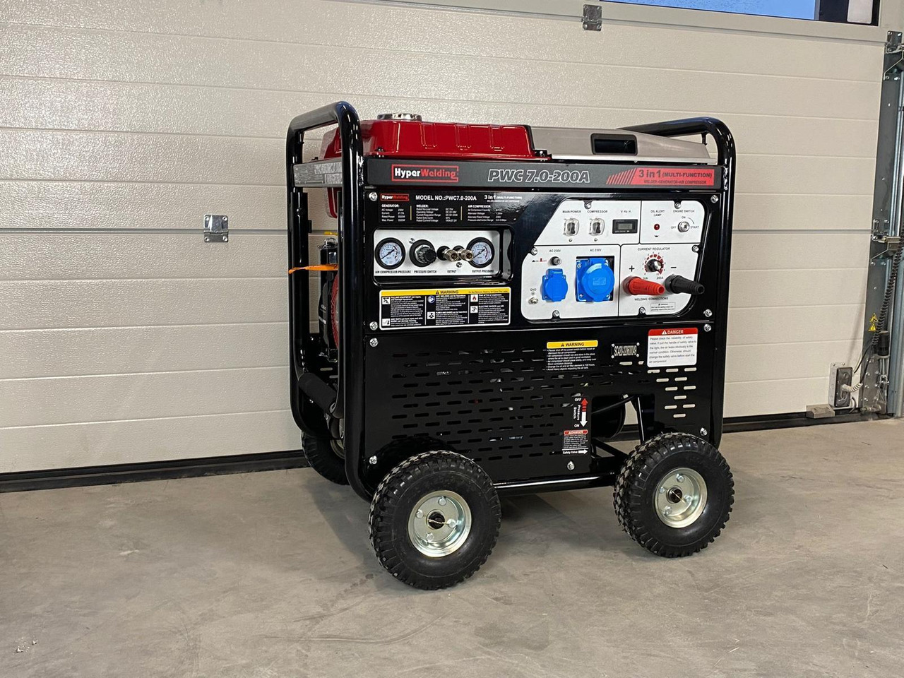 HyperWelding PWC7.0-200A 3 in 1 Multimachine (Generator, Lasapparaat en Luchtcompressor) - Garage equipment: picture 1 HyperWelding PWC7.0-200A 3 in 1 Multimachine (Generator, Lasapparaat en Luchtcompressor) - Garage equipment: picture 1
