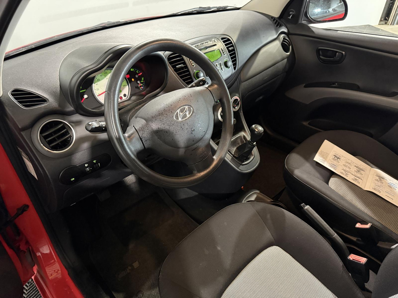 Hyundai | i10 | 1.1 Active | 2008 | 122.839 km | 22HBH5 | Logisch - Hatchback: picture 5 Hyundai | i10 | 1.1 Active | 2008 | 122.839 km | 22HBH5 | Logisch - Hatchback: picture 5