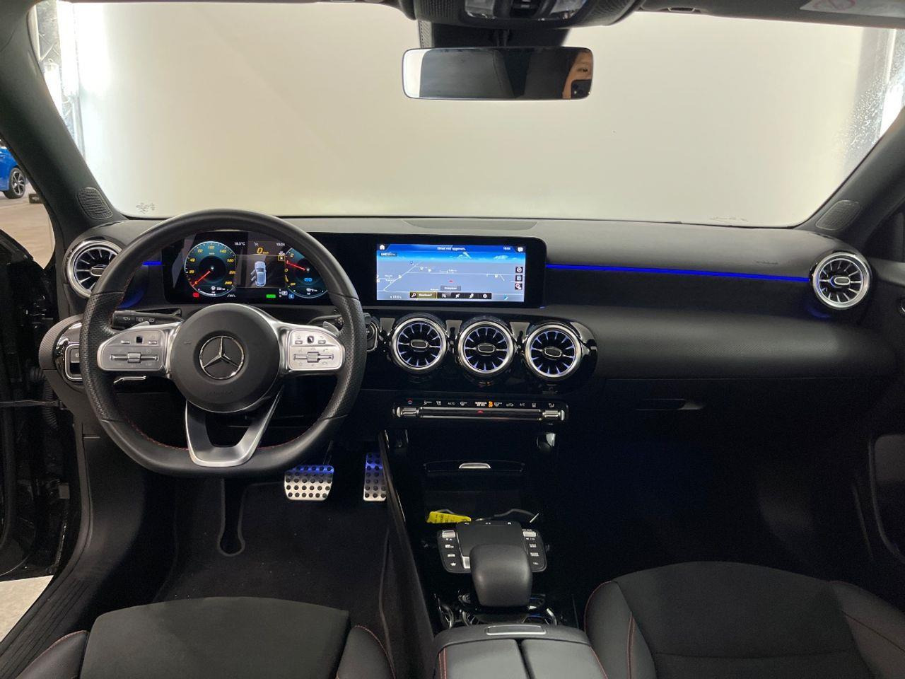 Mercedes - Benz A - klasse 250 e Business Line | 2022 | 26.677 km | Automaat | T967RG | NAP: Geen oordeel - Hatchback: picture 5 Mercedes - Benz A - klasse 250 e Business Line | 2022 | 26.677 km | Automaat | T967RG | NAP: Geen oordeel - Hatchback: picture 5