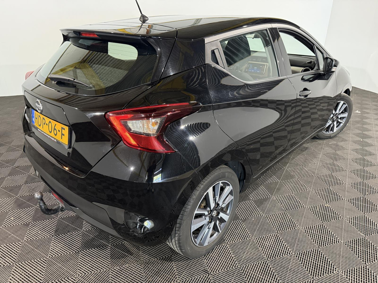 Nissan | Micra | 0.9 IG-T Acenta | 2018 | 158.656 km | HDP06F | Geen oordeel - Hatchback: picture 2 Nissan | Micra | 0.9 IG-T Acenta | 2018 | 158.656 km | HDP06F | Geen oordeel - Hatchback: picture 2