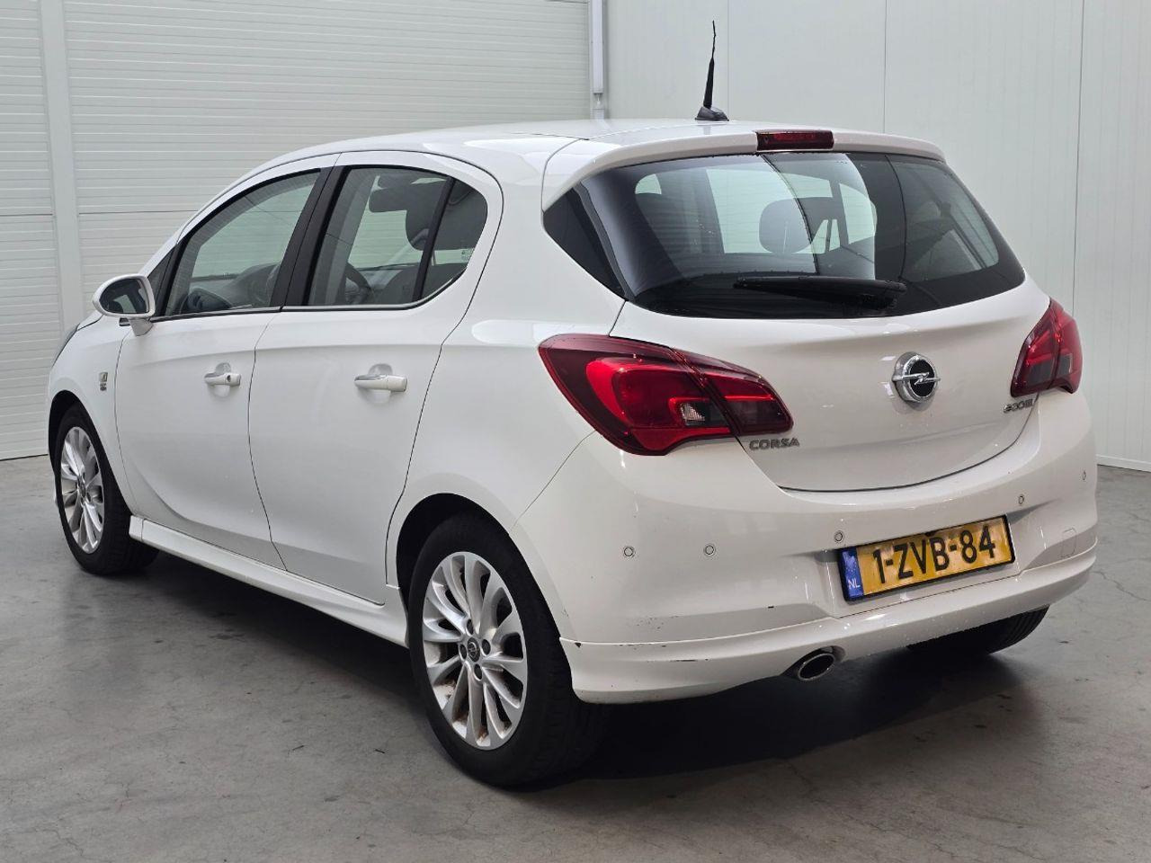 Opel Corsa 1.0 Turbo Cosmo | 2015 | 187.138 km | 1ZVB84 | NAP: Logisch - Hatchback: picture 3 Opel Corsa 1.0 Turbo Cosmo | 2015 | 187.138 km | 1ZVB84 | NAP: Logisch - Hatchback: picture 3