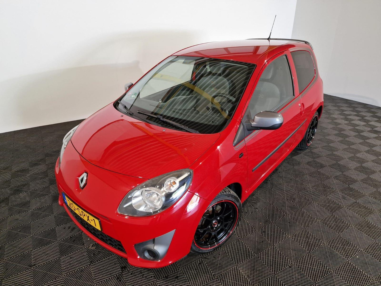 Renault Twingo 1.2-16V Collection 20-SPX-1 - Car: picture 1 Renault Twingo 1.2-16V Collection 20-SPX-1 - Car: picture 1