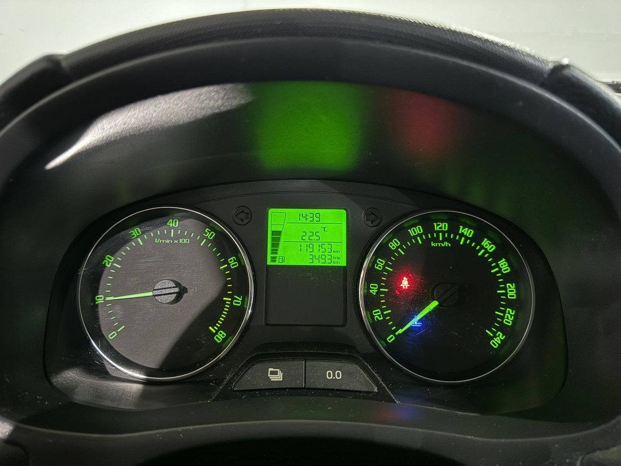 Skoda Roomster 1.2 TSI Drive | 2015 | 119.156 km | 2-XTS-79 - Car: picture 3 Skoda Roomster 1.2 TSI Drive | 2015 | 119.156 km | 2-XTS-79 - Car: picture 3
