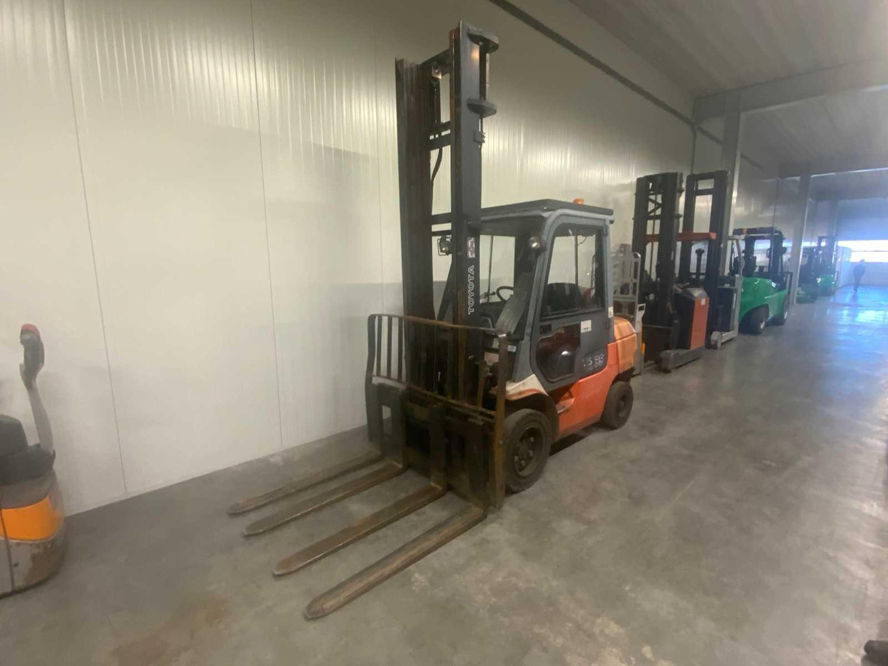Toyota 02-7FGJF35 - LPG forklift: picture 1 Toyota 02-7FGJF35 - LPG forklift: picture 1