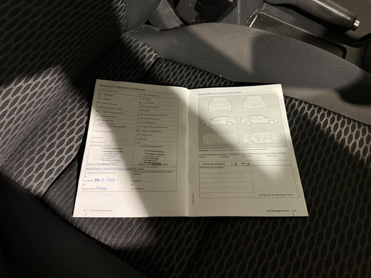 Hatchback Volkswagen | Golf | 1.2 TSI Tour II BlueMotion | 2010 | 287.684 km | 28NSJ1 | Logisch: picture 10 Hatchback Volkswagen | Golf | 1.2 TSI Tour II BlueMotion | 2010 | 287.684 km | 28NSJ1 | Logisch: picture 10