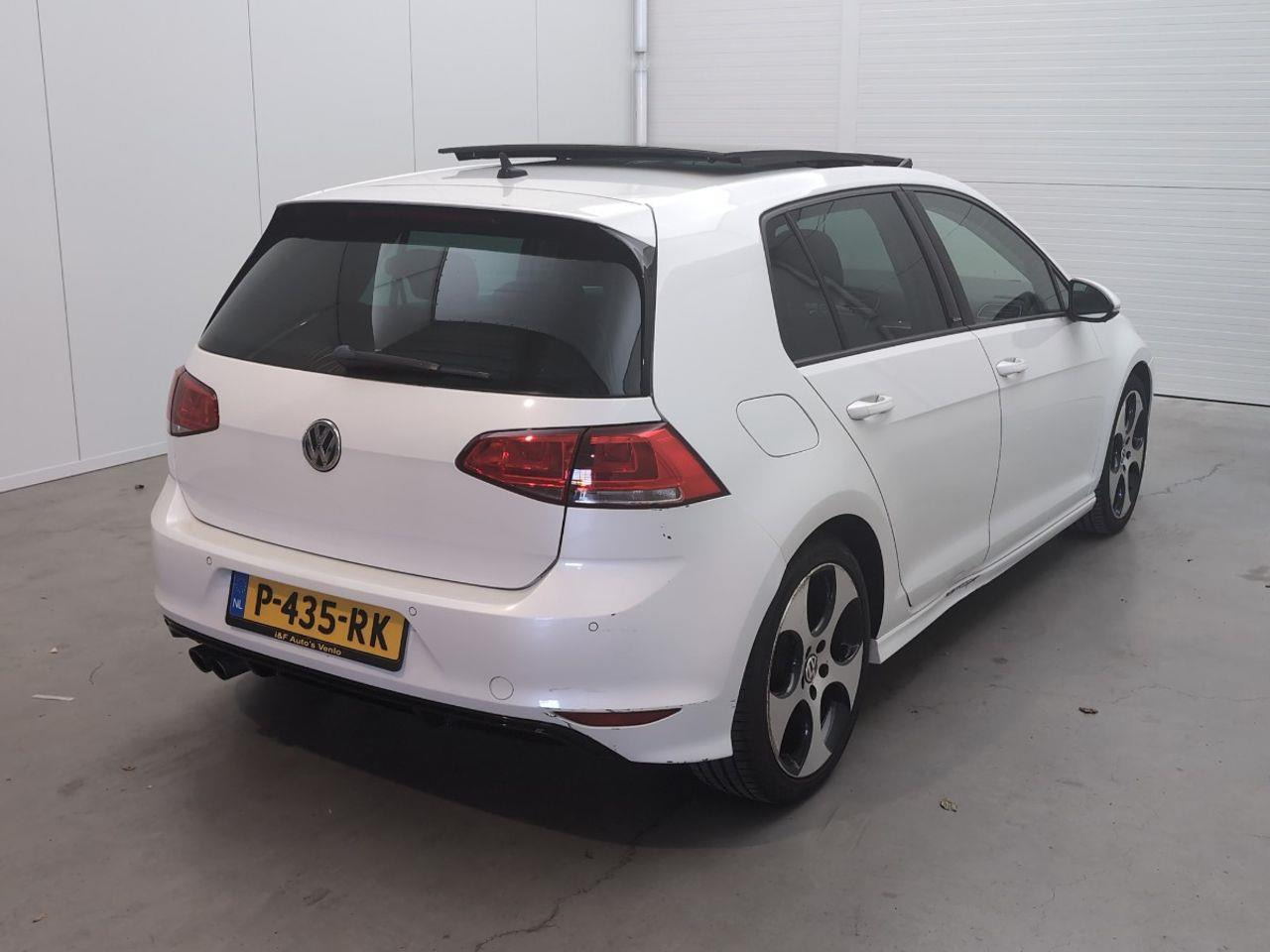 Volkswagen Golf 1.4 TSI Connected Series | 2017 | 114.917 km | Automaat | P435RK | NAP: Geen oordeel - Hatchback: picture 4 Volkswagen Golf 1.4 TSI Connected Series | 2017 | 114.917 km | Automaat | P435RK | NAP: Geen oordeel - Hatchback: picture 4