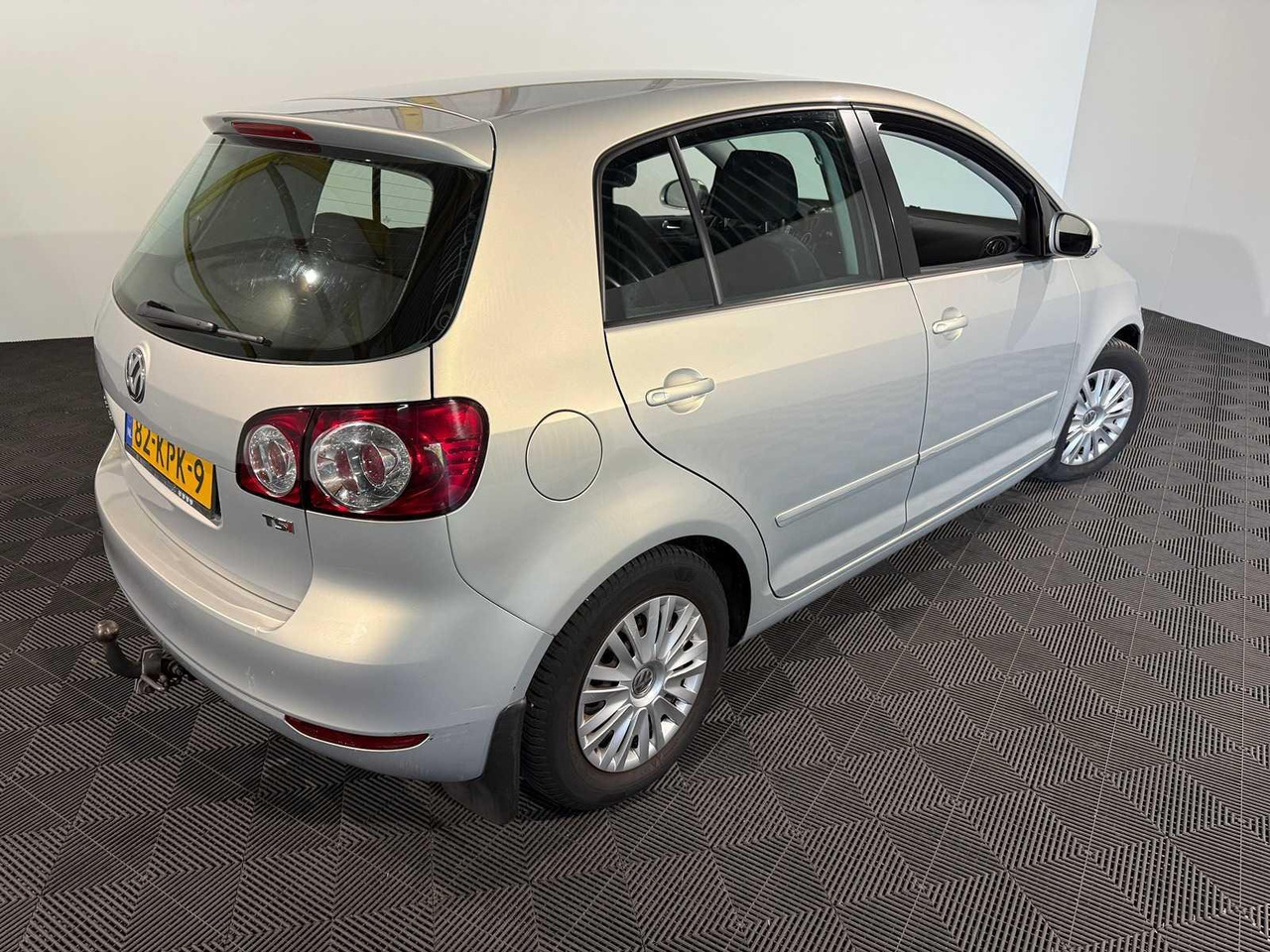 Volkswagen Golf Plus 1.4 TSI Trendline | 2010 | 199.512 km | 82-KPK-9 - Car: picture 5 Volkswagen Golf Plus 1.4 TSI Trendline | 2010 | 199.512 km | 82-KPK-9 - Car: picture 5