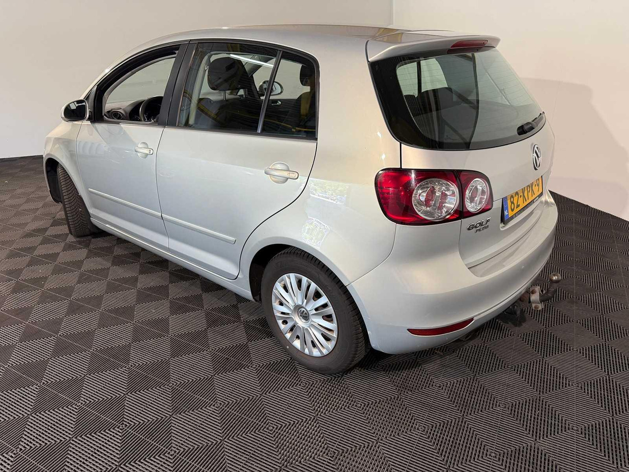 Volkswagen Golf Plus 1.4 TSI Trendline | 2010 | 199.512 km | 82-KPK-9 - Car: picture 3 Volkswagen Golf Plus 1.4 TSI Trendline | 2010 | 199.512 km | 82-KPK-9 - Car: picture 3