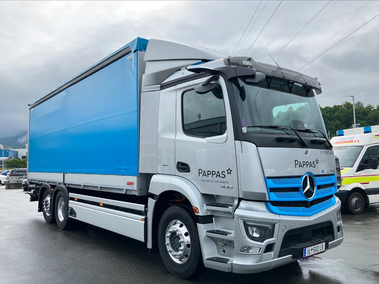 Mercedes-Benz eActros 400L 6x2 - Curtain side truck, Electric truck: picture 4 Mercedes-Benz eActros 400L 6x2 - Curtain side truck, Electric truck: picture 4