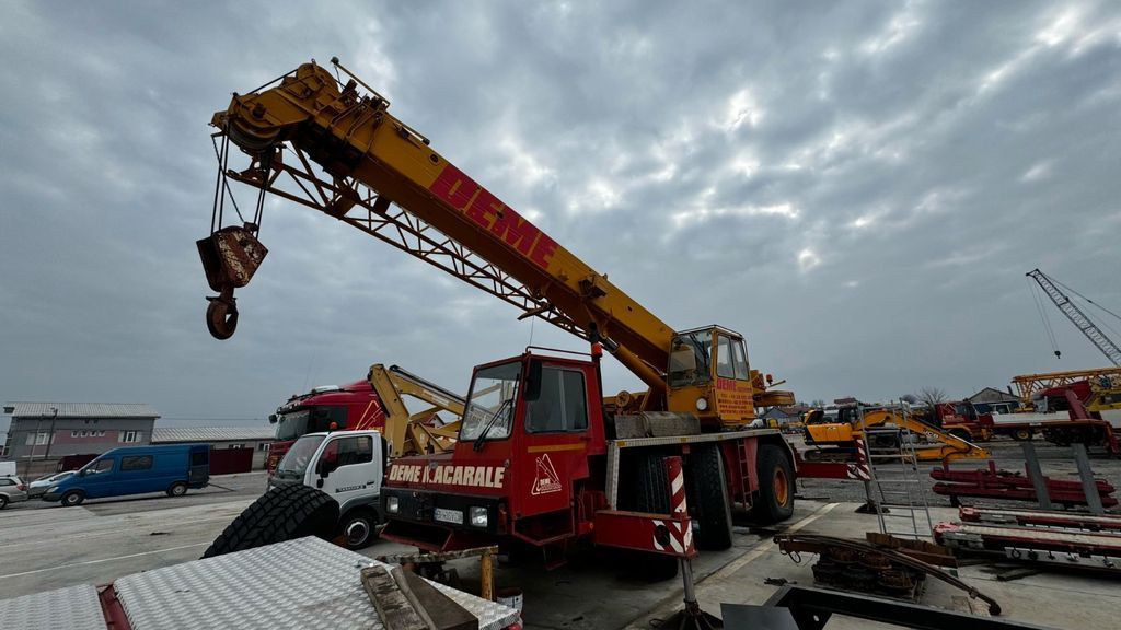 Liebherr LTM 1035-3 - All terrain crane: picture 4 Liebherr LTM 1035-3 - All terrain crane: picture 4