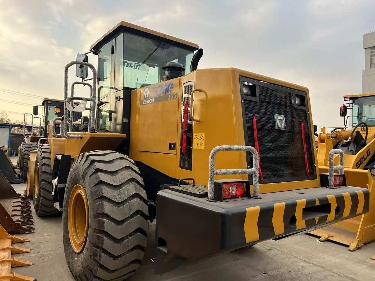 XCMG 50 - Wheel loader: picture 3 XCMG 50 - Wheel loader: picture 3