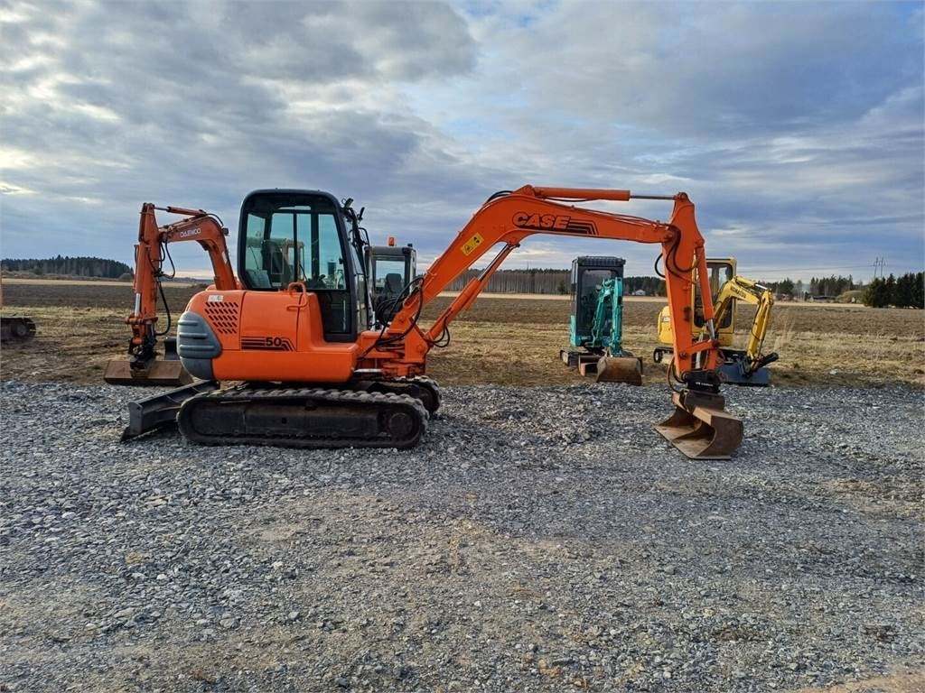 Case CX50 kallistajalla - Mini excavator: picture 5 Case CX50 kallistajalla - Mini excavator: picture 5
