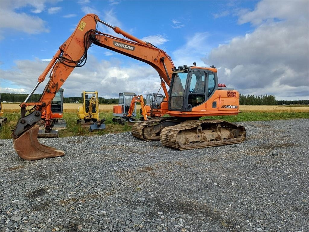 Doosan DX160LC Metsä alustalla - Crawler excavator: picture 1 Doosan DX160LC Metsä alustalla - Crawler excavator: picture 1